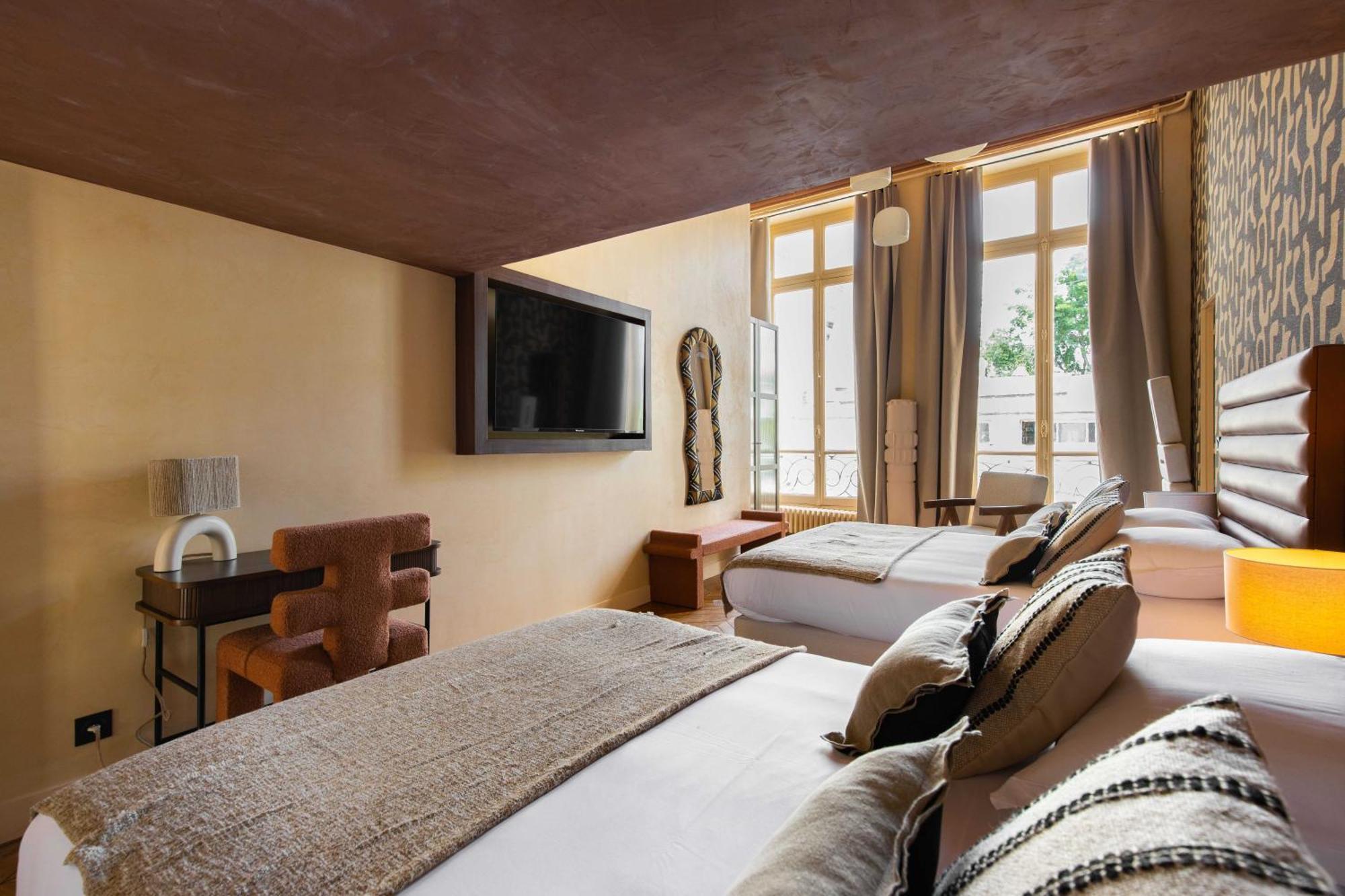 Modern - 5bd-12p - Grands Boulevards * Paris