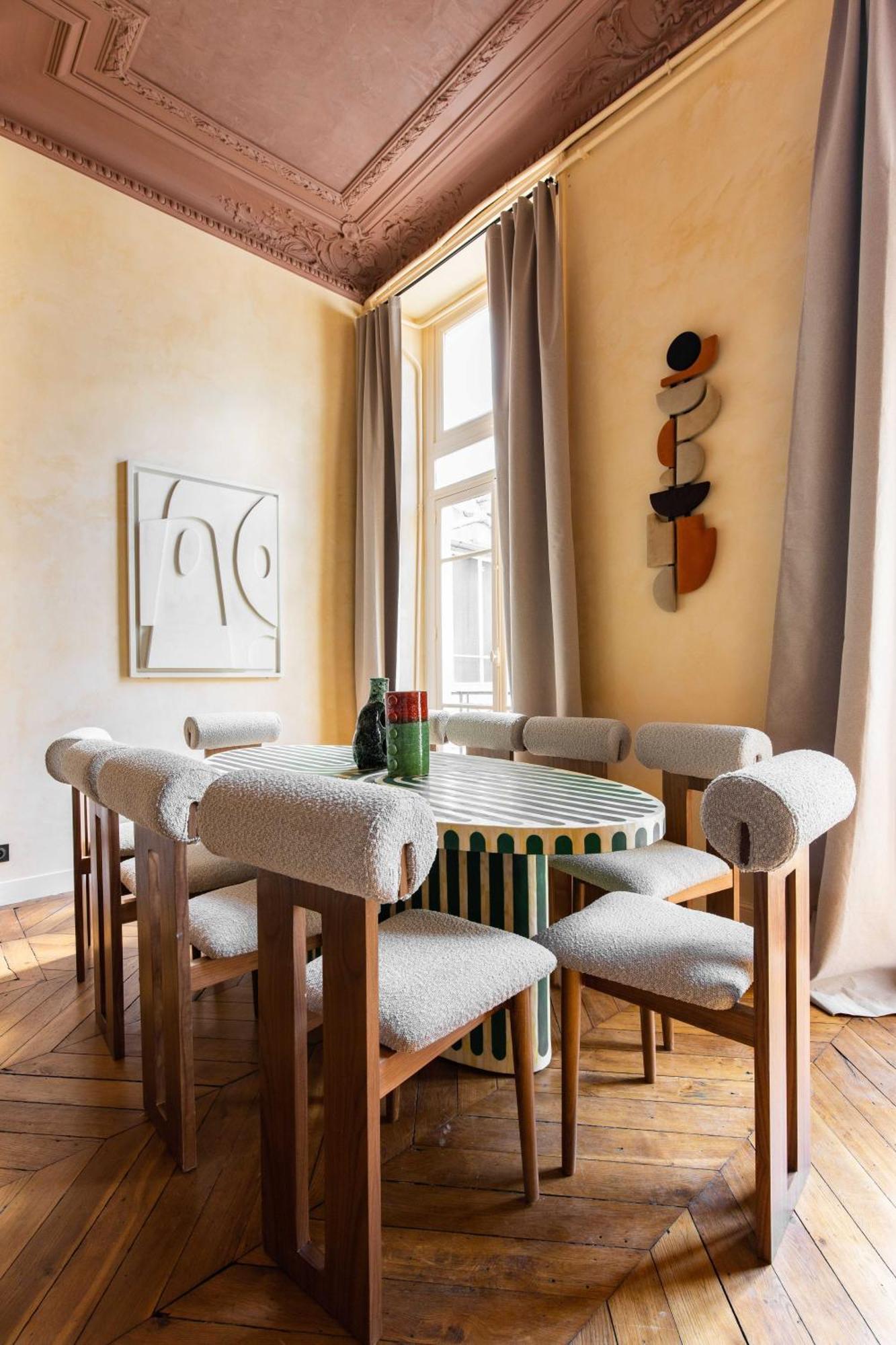 Modern - 5bd-12p - Grands Boulevards Apartment *