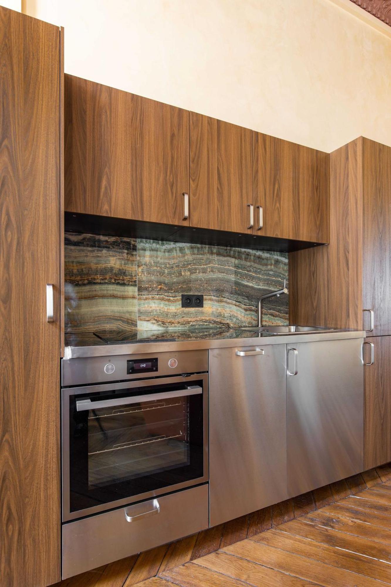 Modern - 5bd-12p - Grands Boulevards *